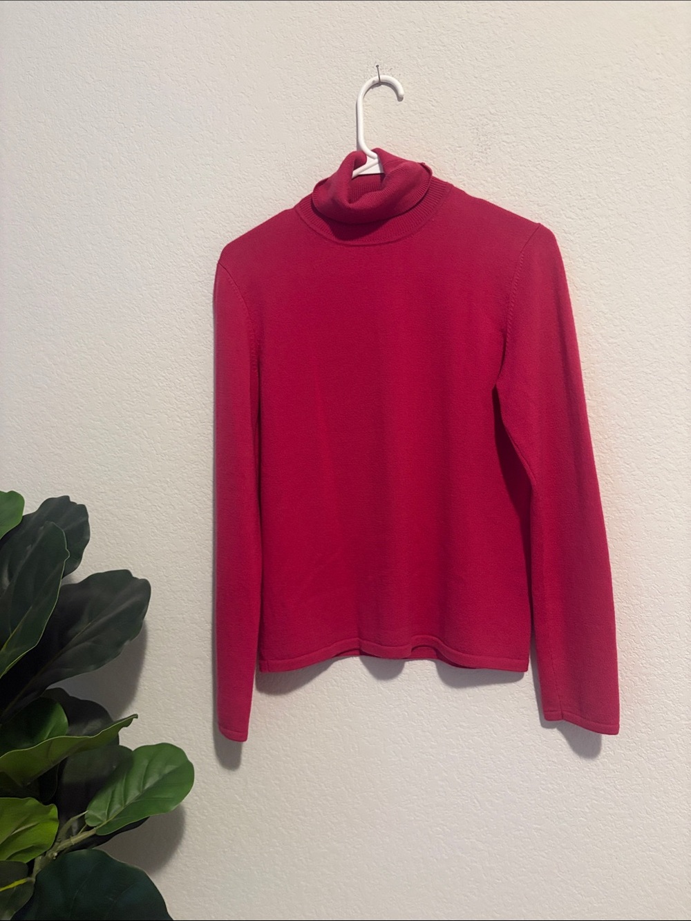 Lafayette 148 medium Classic dark pink Turtleneck wool sweater